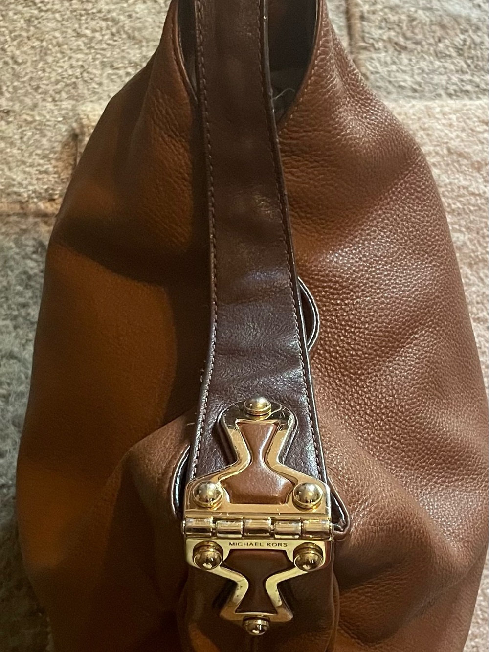 Michael Kors large hobo bag in excellent condition. Clean inside and out. - Picture 5 of 11